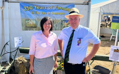 Davies welcomes back the Vale Show
